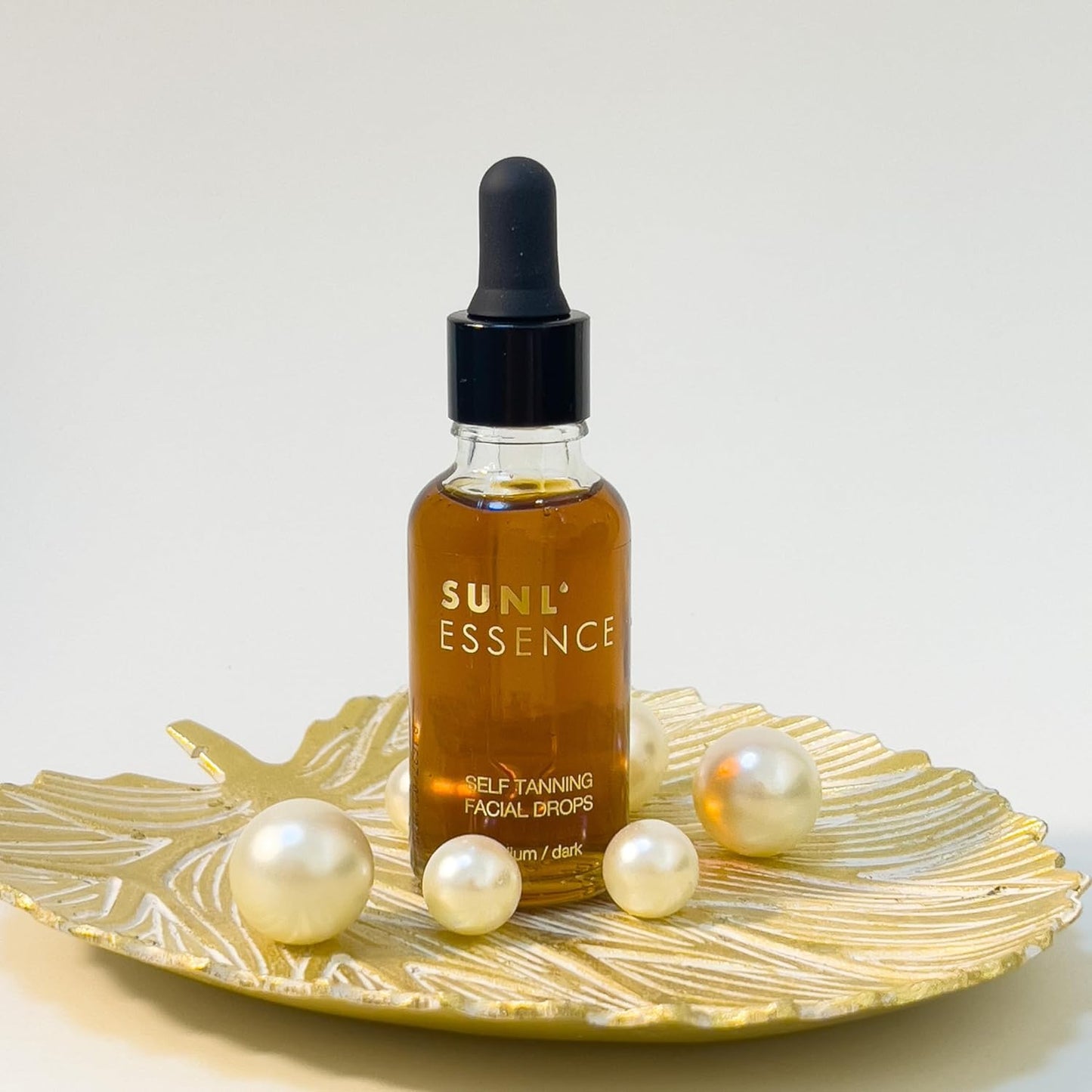 Sunl’Essence Tanning Drops | Self-Tan for Face & Body | Gradual Sunkissed Glow with Colour | Streak-Free Fake Tan Natural Finish | Mix with Any Face Cream for a Smooth, Even Tan | Dark/Medium